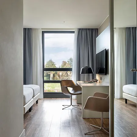 Move Venezia Nord Hotel 4*