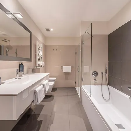 Move Venezia Nord Hotel 4*